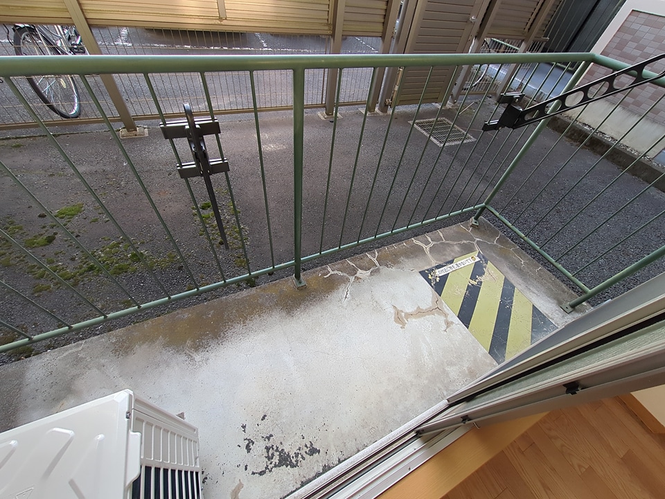 20/30 バルコニー