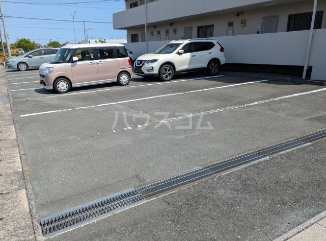 20/25 駐車場