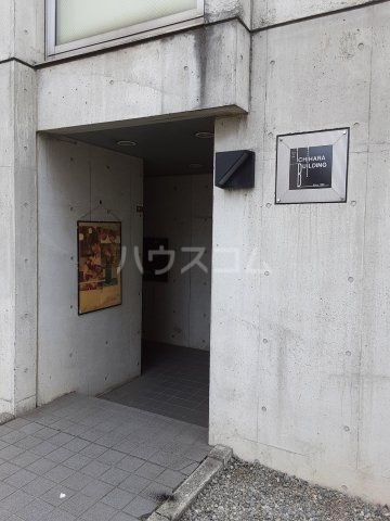 20/30 エントランス