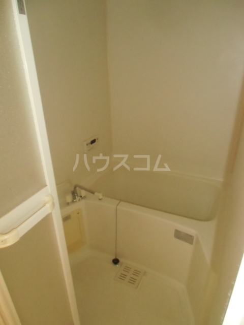 13/21 浴室