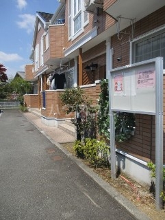 19/25 エントランス