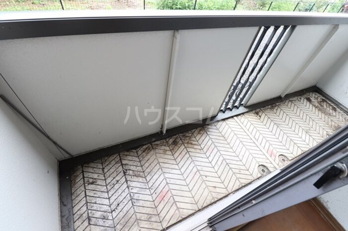 13/17 バルコニー