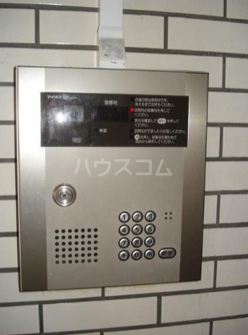 17/22 エントランス