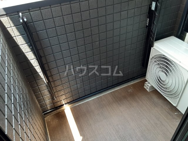 20/30 バルコニー