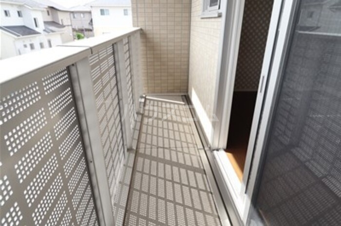 14/23 バルコニー