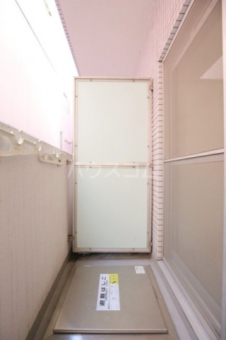 13/27 バルコニー