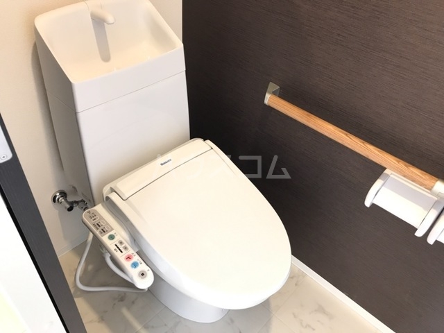 16/25 トイレ