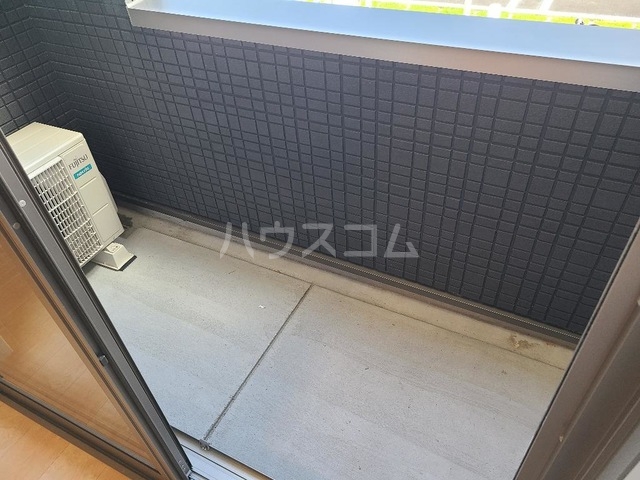16/27 バルコニー