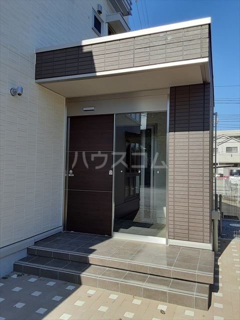 21/27 エントランス