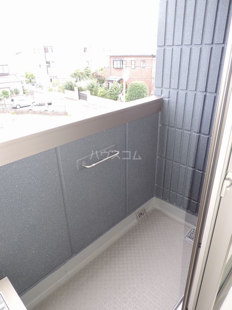 21/30 バルコニー