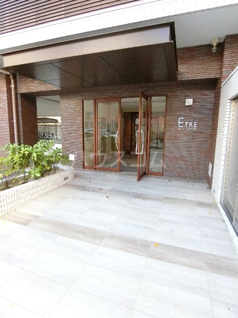 16/18 エントランス