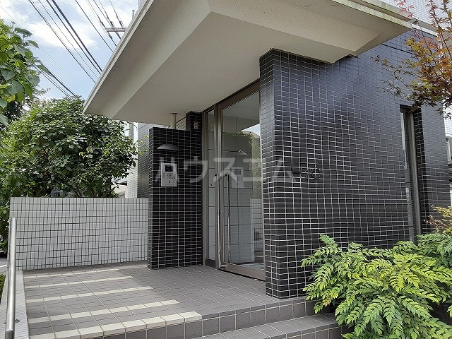 29/30 エントランス