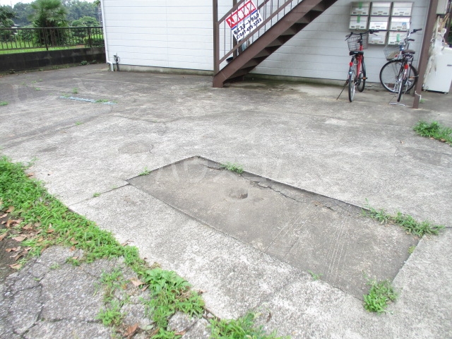21/22 駐車場