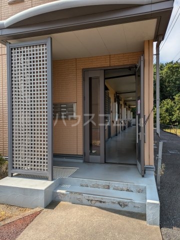 2/4 エントランス