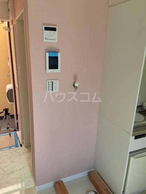 26/28 エントランス