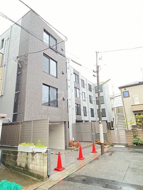 2/30 外観