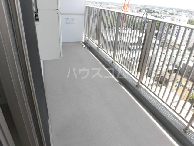 19/30 バルコニー