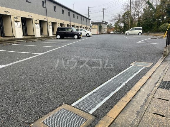 14/16 駐車場