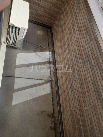 23/30 バルコニー