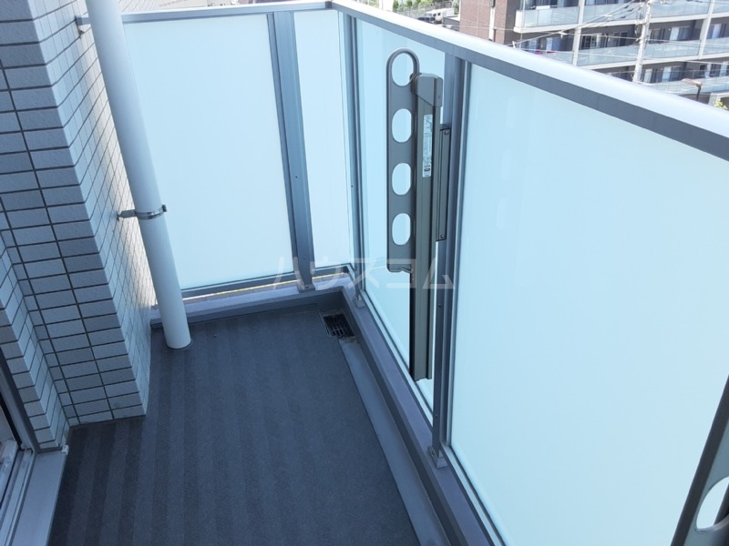 17/27 バルコニー