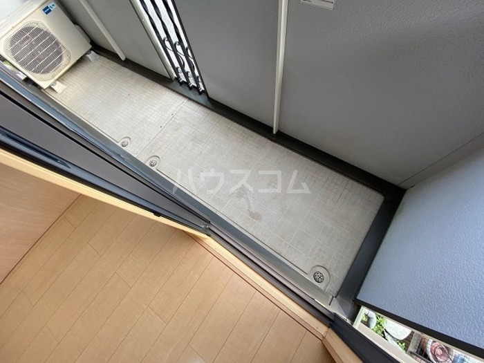 13/23 バルコニー