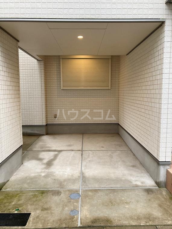 19/25 駐車場