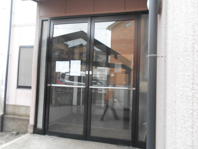 22/30 エントランス