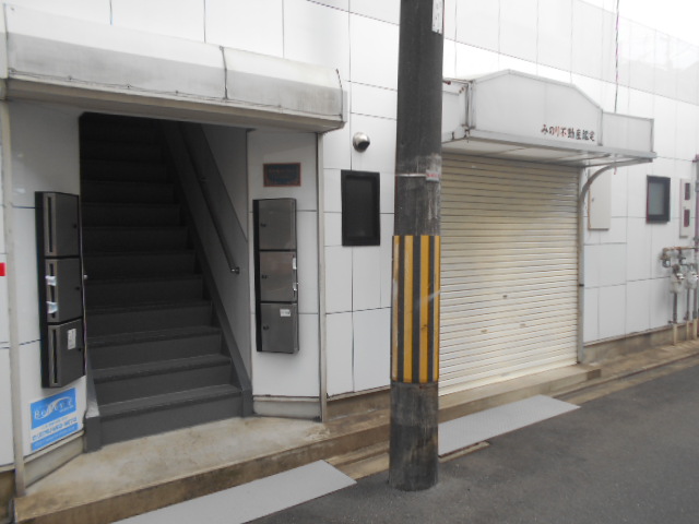 22/29 エントランス