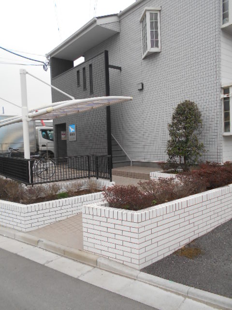 22/30 エントランス