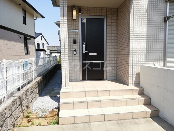 14/22 エントランス