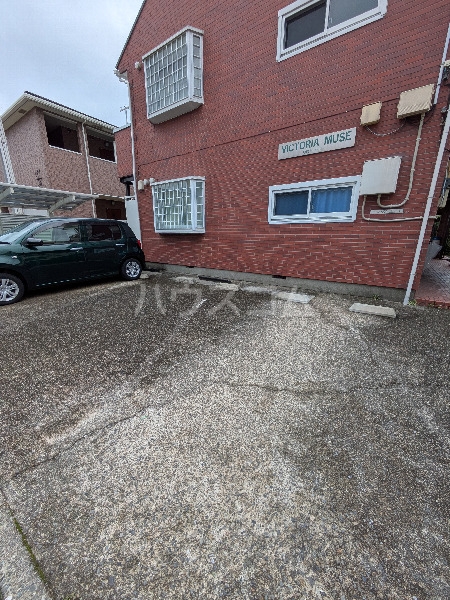 22/30 駐車場