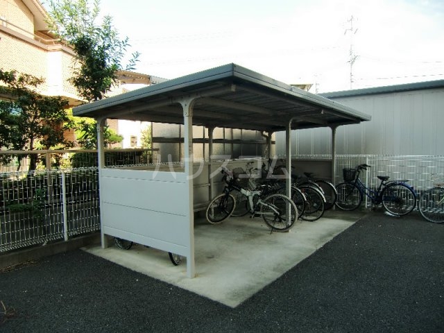 15/18 駐車場