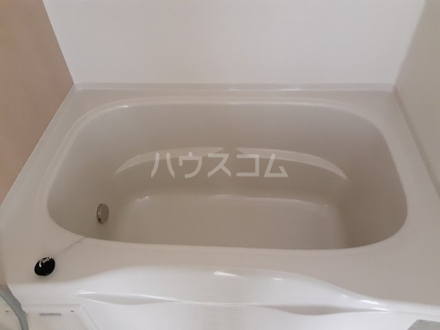 13/30 浴室