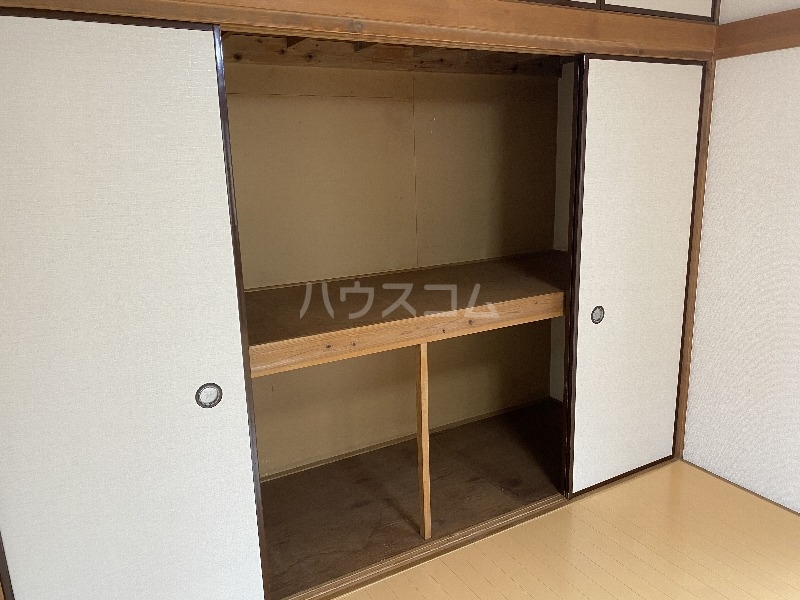 13/30 収納