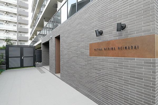 14/19 エントランス