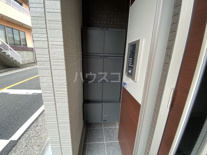 15/16 エントランス