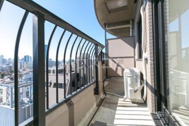 14/23 バルコニー