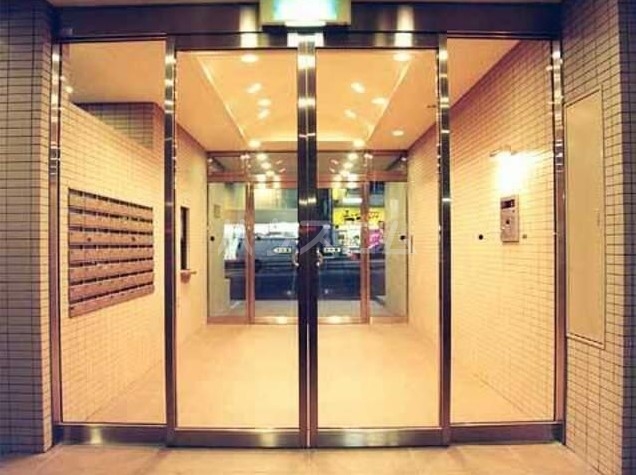 15/25 エントランス