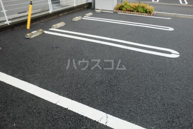 21/27 駐車場