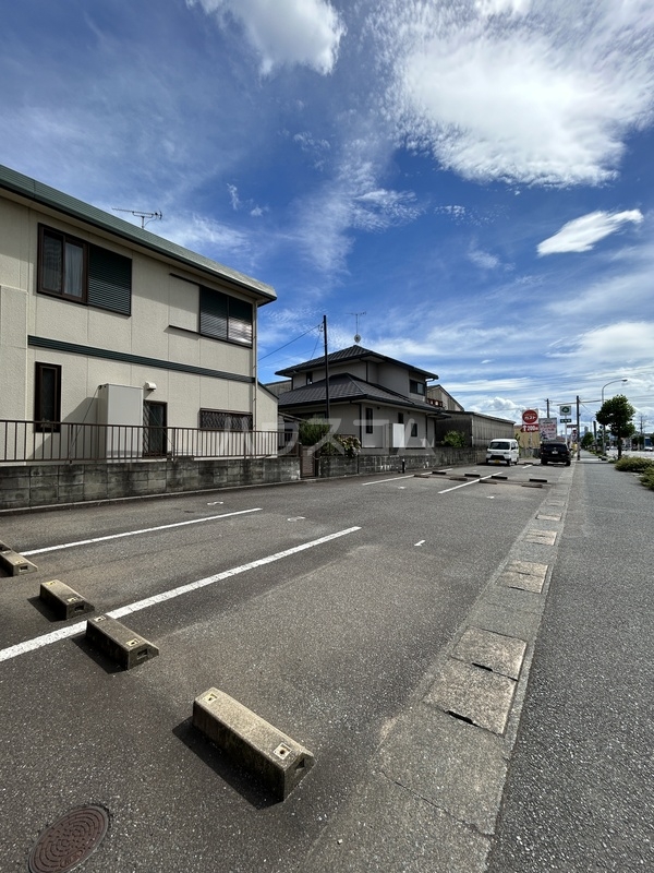 14/16 駐車場