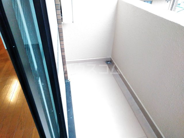 14/28 バルコニー