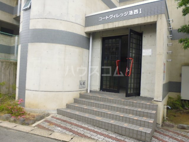 25/30 エントランス