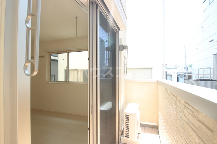 16/25 バルコニー