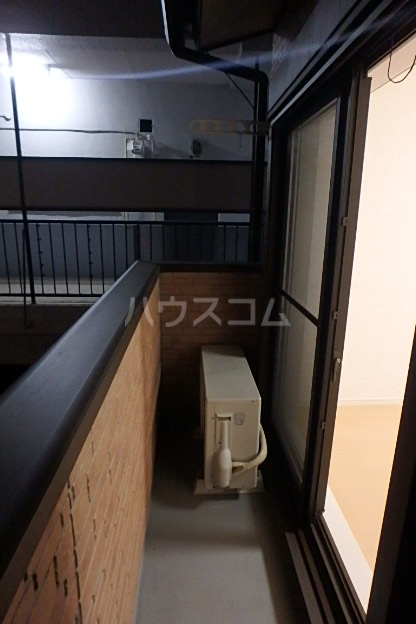 17/27 バルコニー