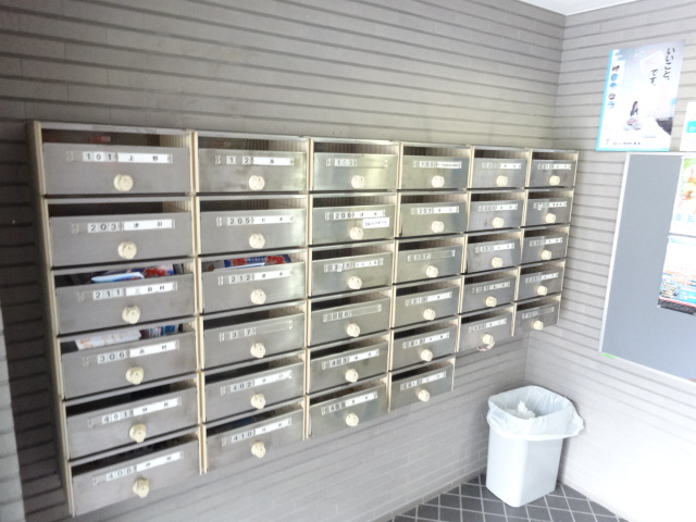 22/30 エントランス