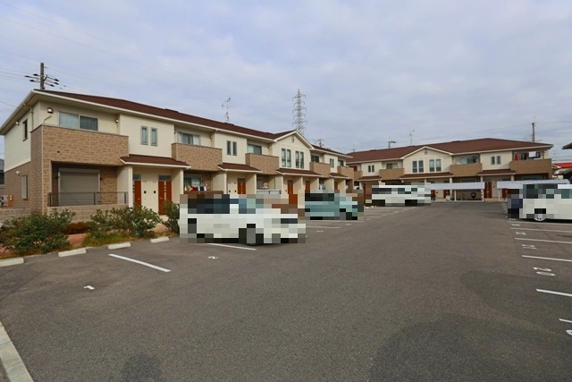 21/23 駐車場