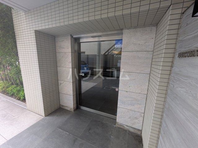 2/11 エントランス