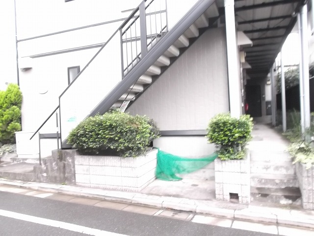 3/7 エントランス