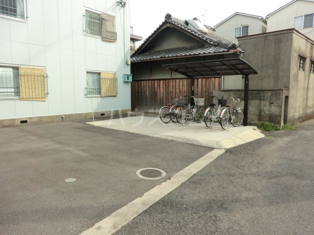 14/16 駐車場