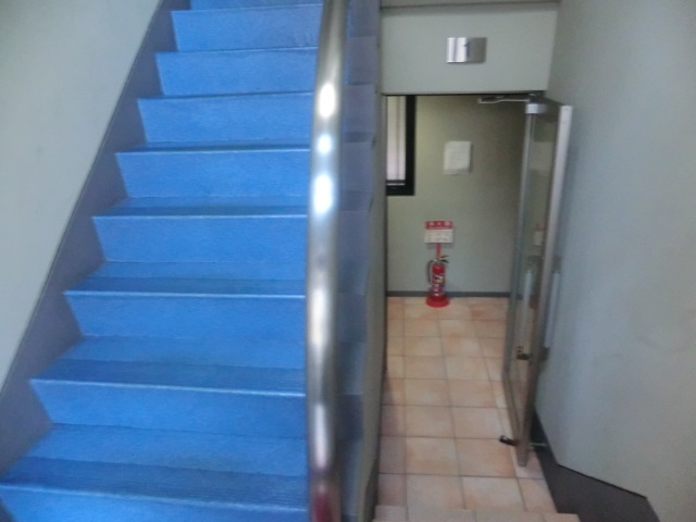 22/30 エントランス